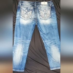 Miss me capris size 33